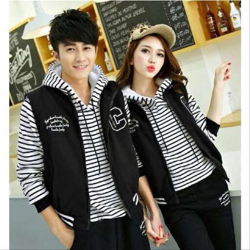 i love the black and white stripes.