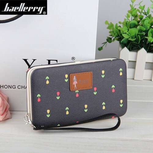 a small purse with a flower in the middle.