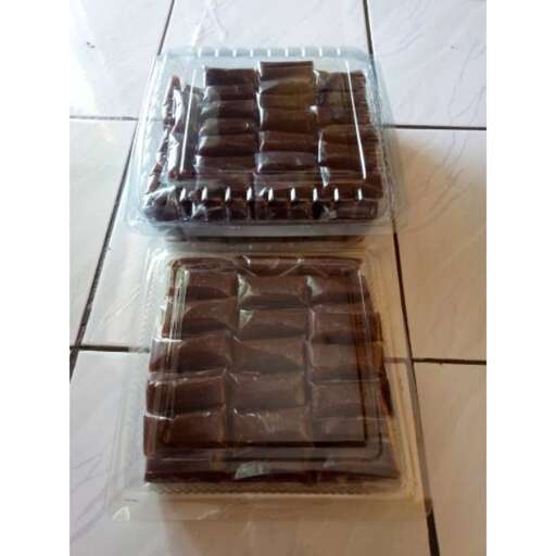 a package of chocolate cookies in a plastic bag.