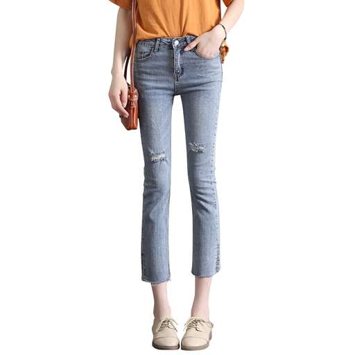 a fashion look featuring t - shirts, jeans and sandals.