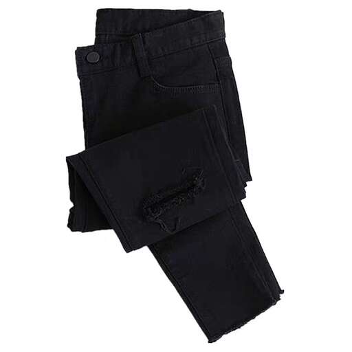 black jeans with a pocket