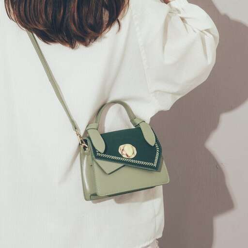 the bag is a must have for every day.