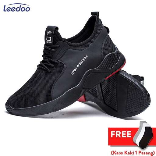 men's running shoes with a black sole