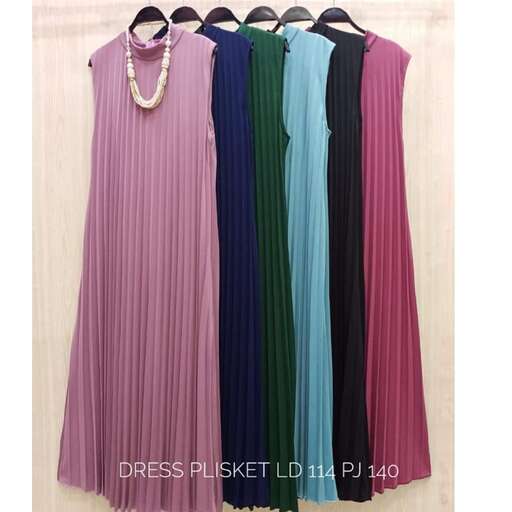 i love the color of this dress.