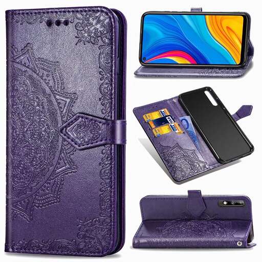 the case is made of leather and the design is a very nice touch.