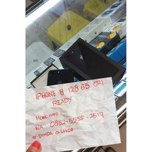this is the phone that was left in a case.