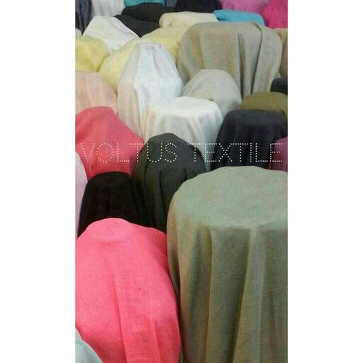 the women's clothing line the streets.