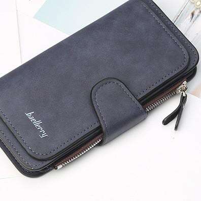 wallet with a zipper on the front