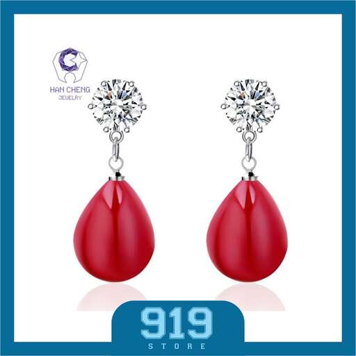 earrings with a drop of diamonds