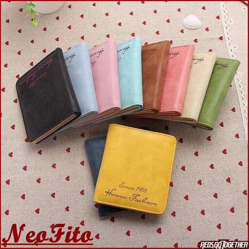 i love the colors in this book.