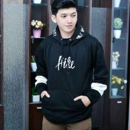 i'm a sucker for a hoodie.