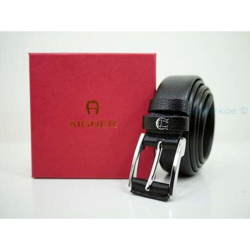 the camera strap is made of leather.