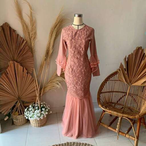 a dress made of feathers.