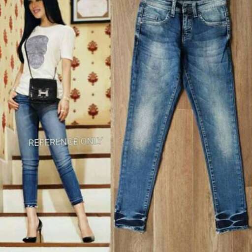 jeans with a t - shirt