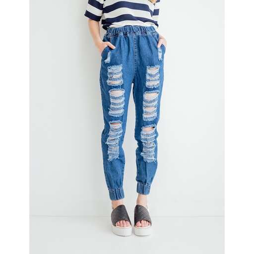 i'm not sure if i could pull off the look but i'm not sure if i'm going to wear these jeans.