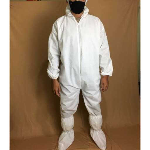 costume for the man who is wearing a mask