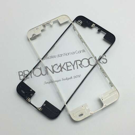 the back of the phone is a little too big for the back.