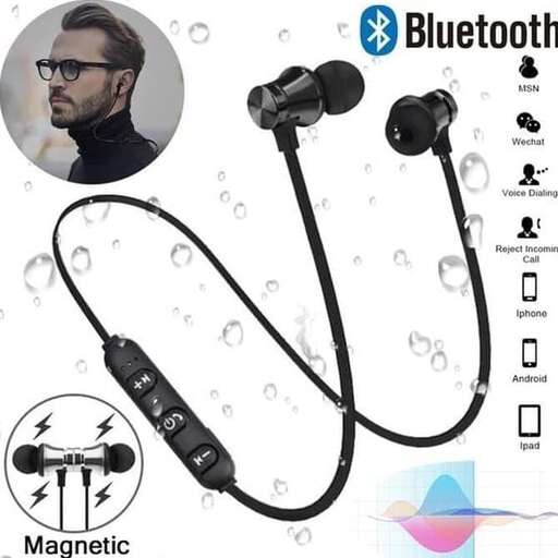 a headphone that is connected to a microphone.