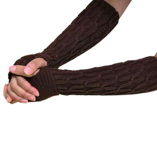 this is a very simple sleeve that is made of thick wool.