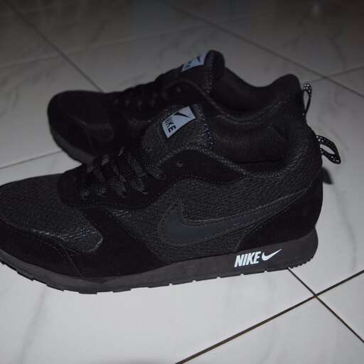 i have a pair of shoes.