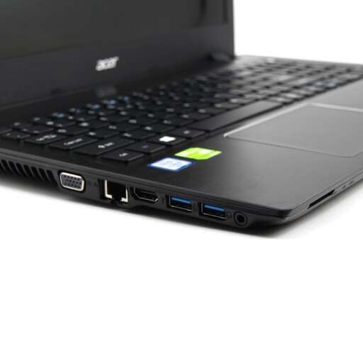 the laptop is powered by a battery.