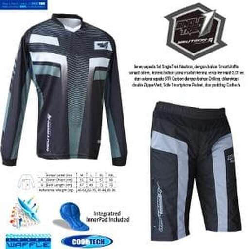 a fashion look featuring shorts and shorts.