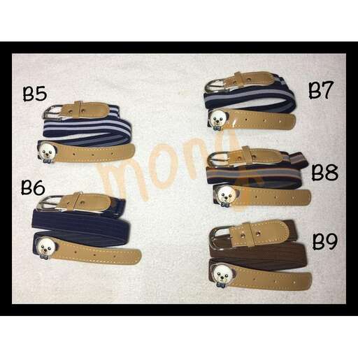 a picture of a pair of shoes