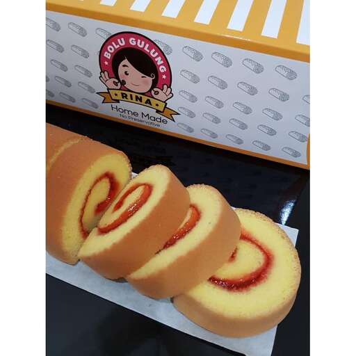 a box of sweet peaches