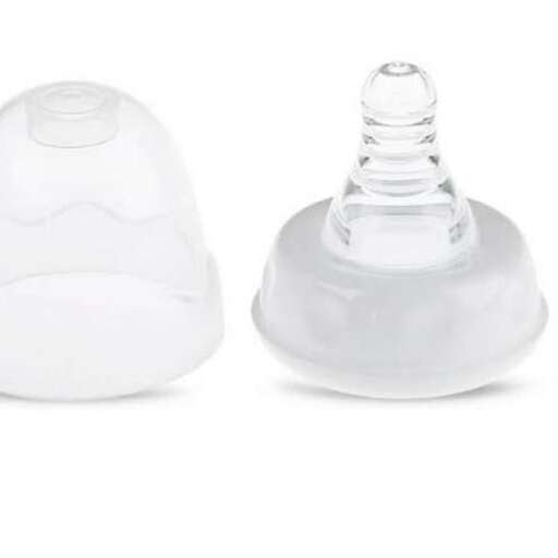 a glass dome with a lid and a glass lid.