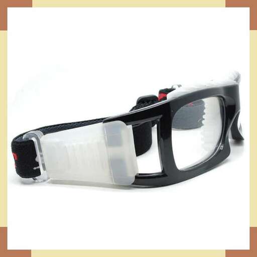 a pair of goggles with a lens attached to the front.