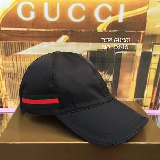 cap with a red stripe