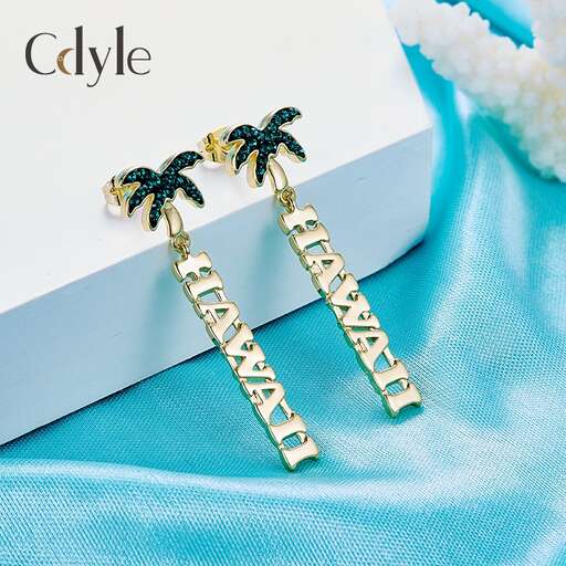 palm trees in a palm tree necklace