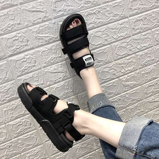 sandals that are made for walking