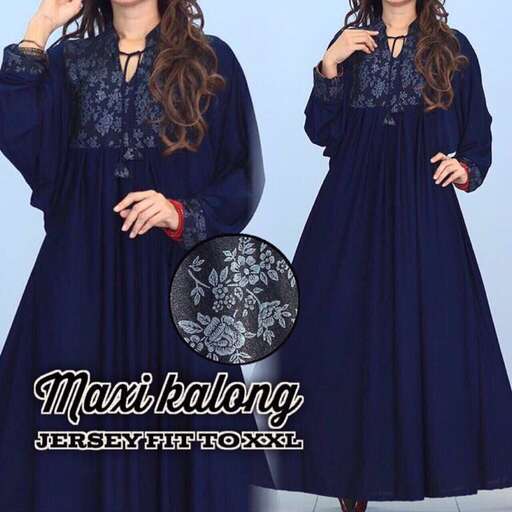 long sleeved blue dress with a round plate