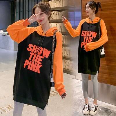 i love the orange and black in this picture.