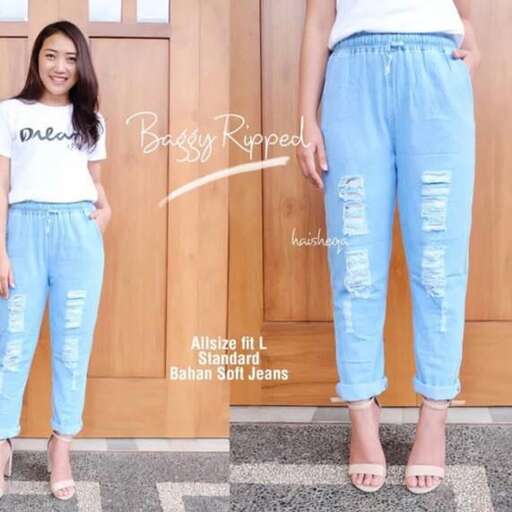 jeans with a t - shirt