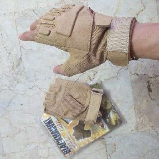 the gloves are made of plastic and the gloves are in good shape.