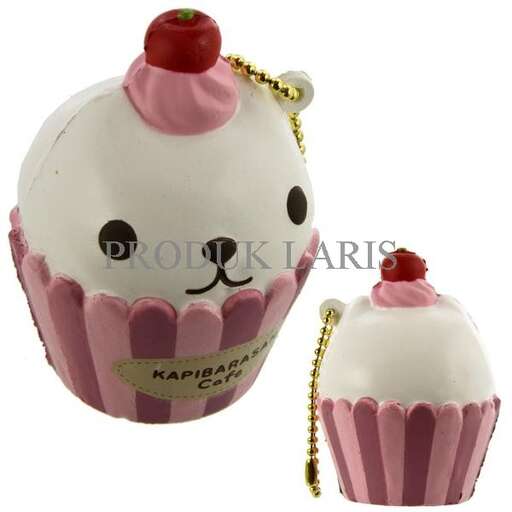 cupcakes in pink and white