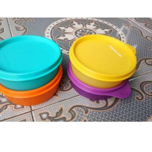 a set of bowls for the kids