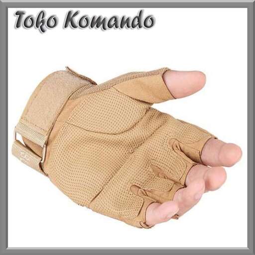 a glove for a professional baseball team.