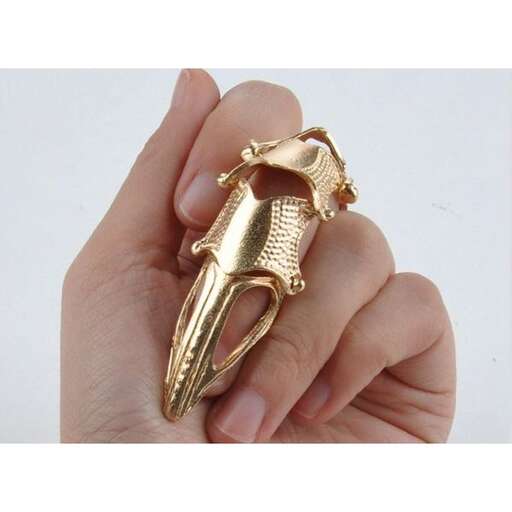 a gold skull with a gold finish.