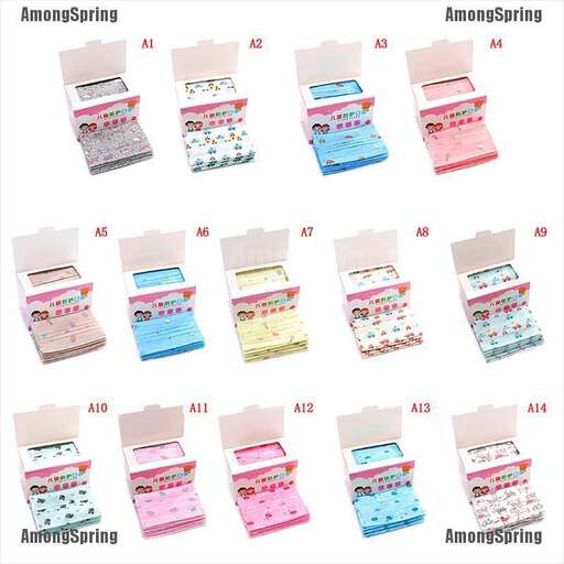 the cards in the bag are in different colors.