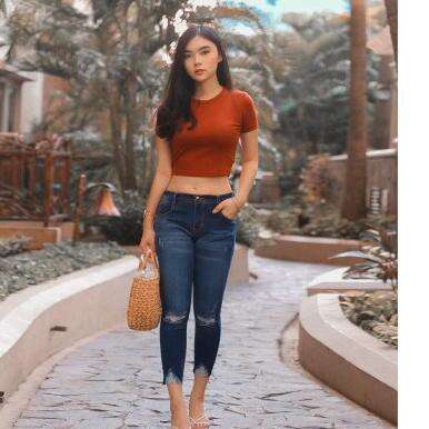 girl in red