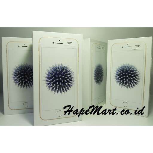 a phone case with a picture of a cactus.