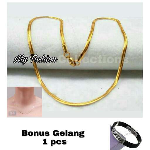 gold bracelet with a diamond