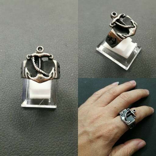 a ring with a ring and a ring