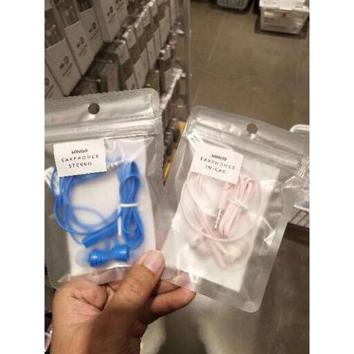 the kit is in a plastic bag.