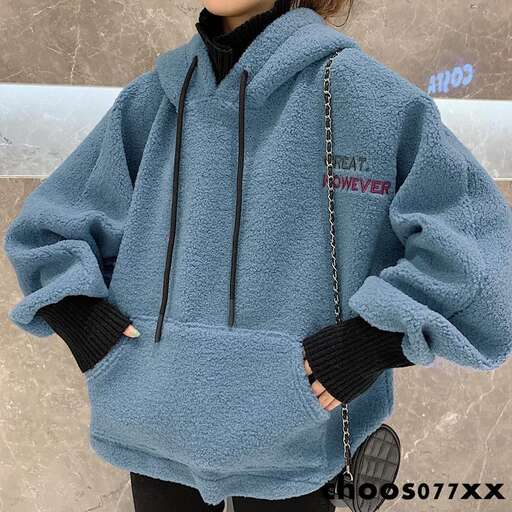 this is a great example of how you can wear your own sweater.