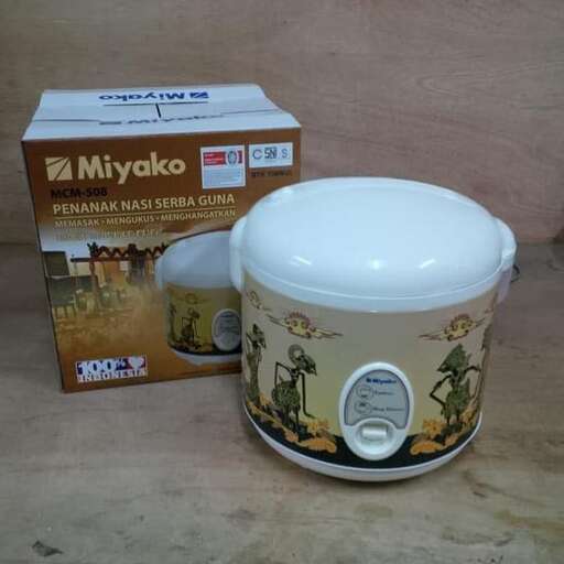 a small container with a lid and a lid.