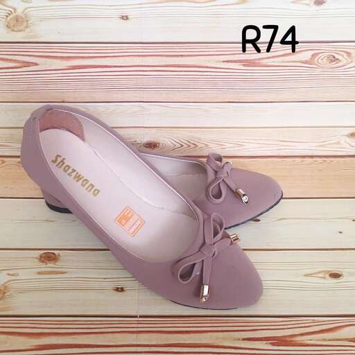 i love these shoes for my mom.